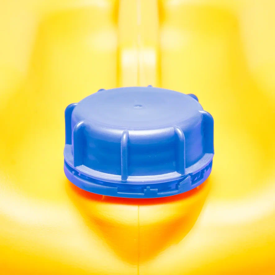 Моющее средство ХИТ щелочной 202 — желтая канистра с крышкой