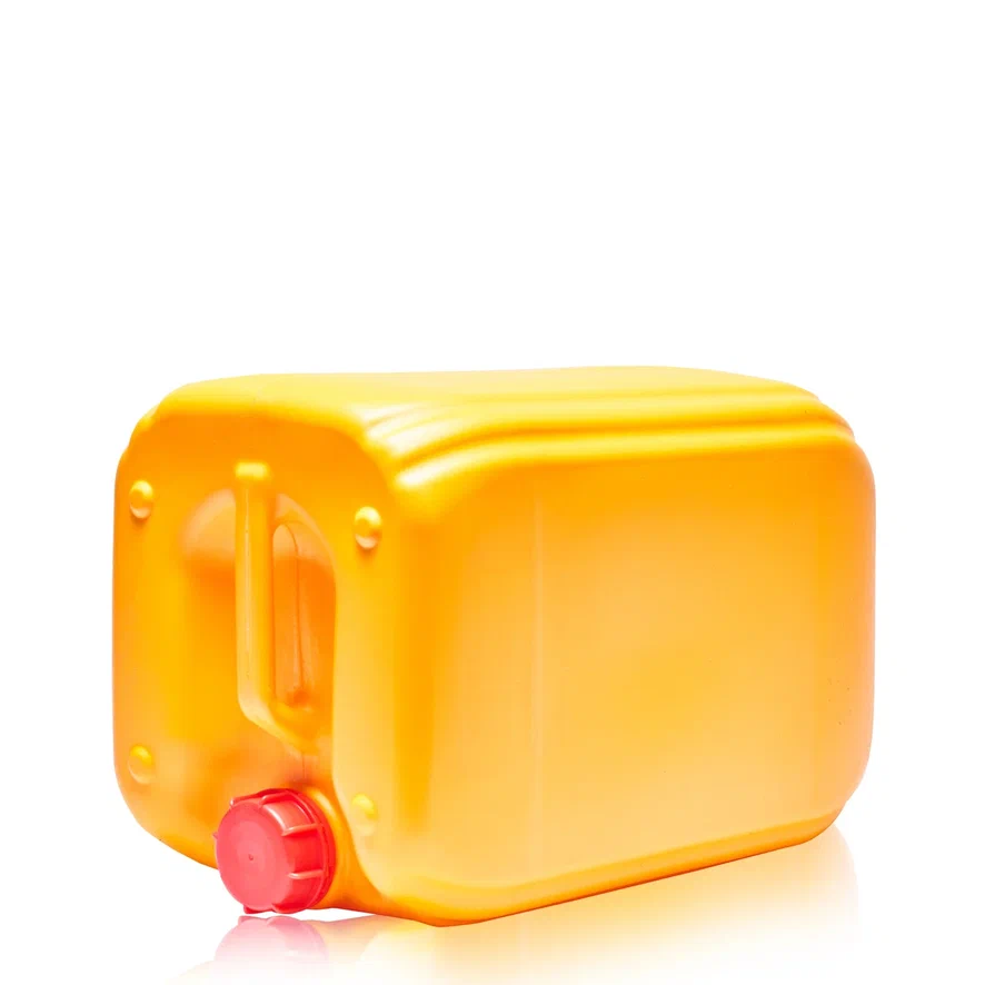 Моющее средство ХИТ кислотный 092 в желтой канистре — вид сбоку